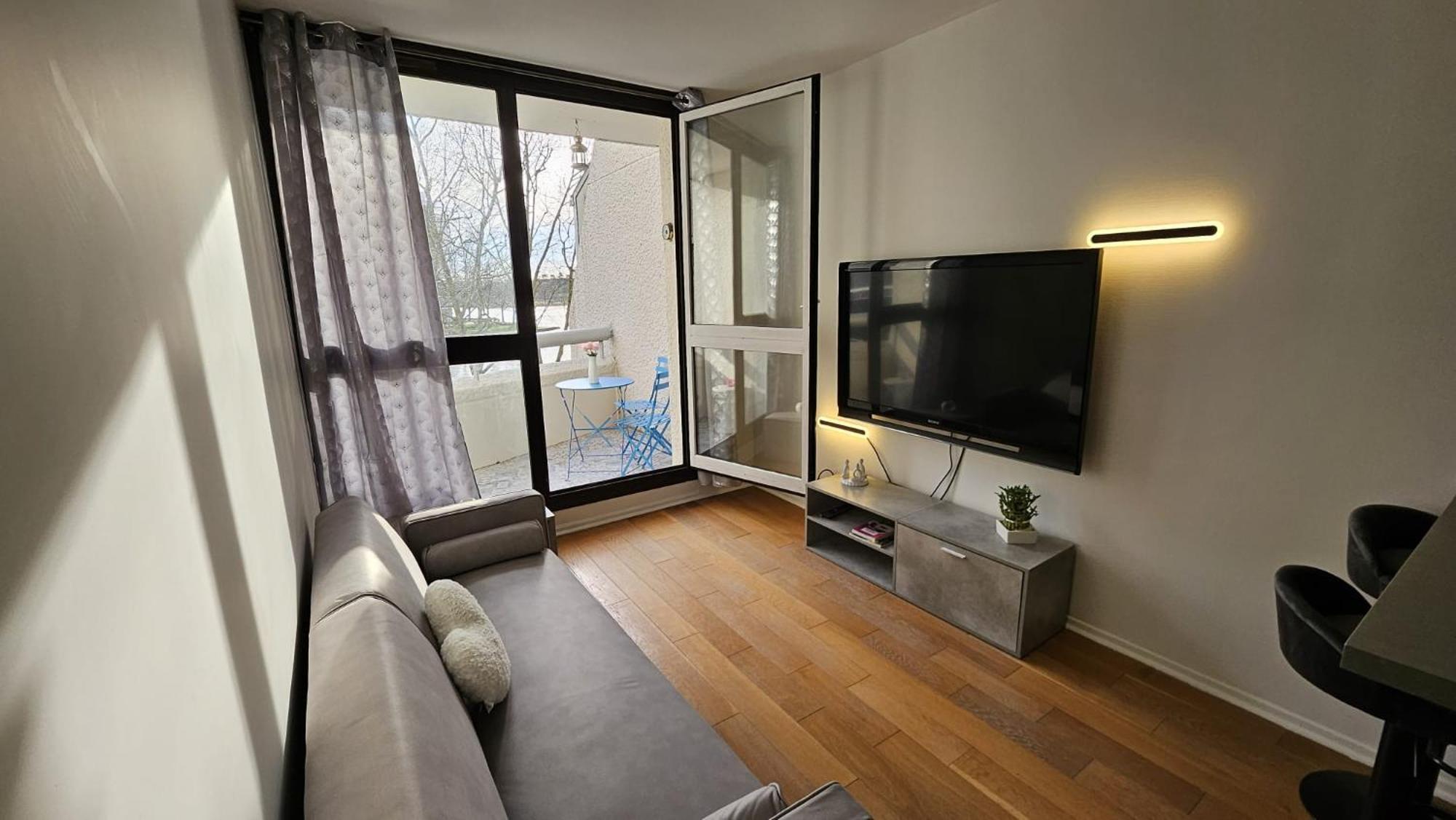 Créteil Chambres D'Hotes "The Lake House" - 20 Min To Paris By Metro מראה חיצוני תמונה