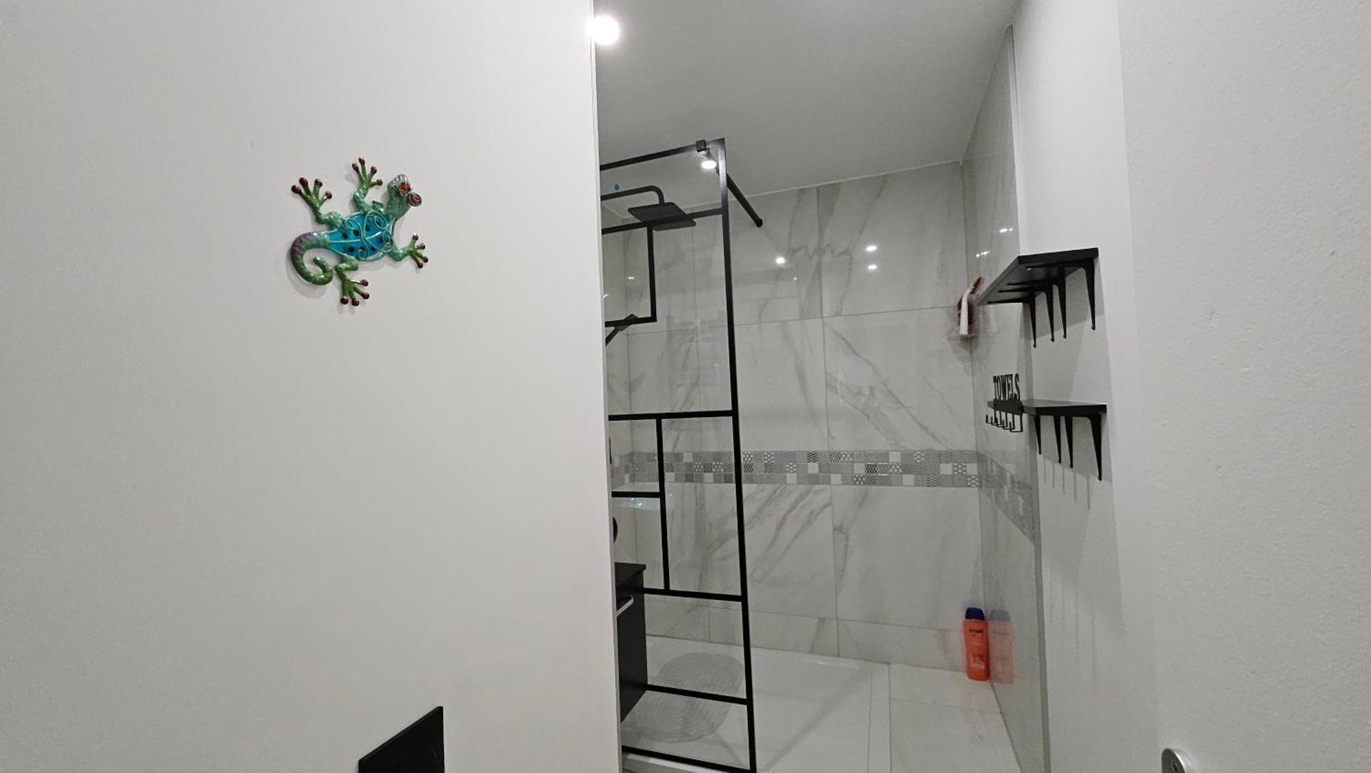 Créteil Chambres D'Hotes "The Lake House" - 20 Min To Paris By Metro מראה חיצוני תמונה