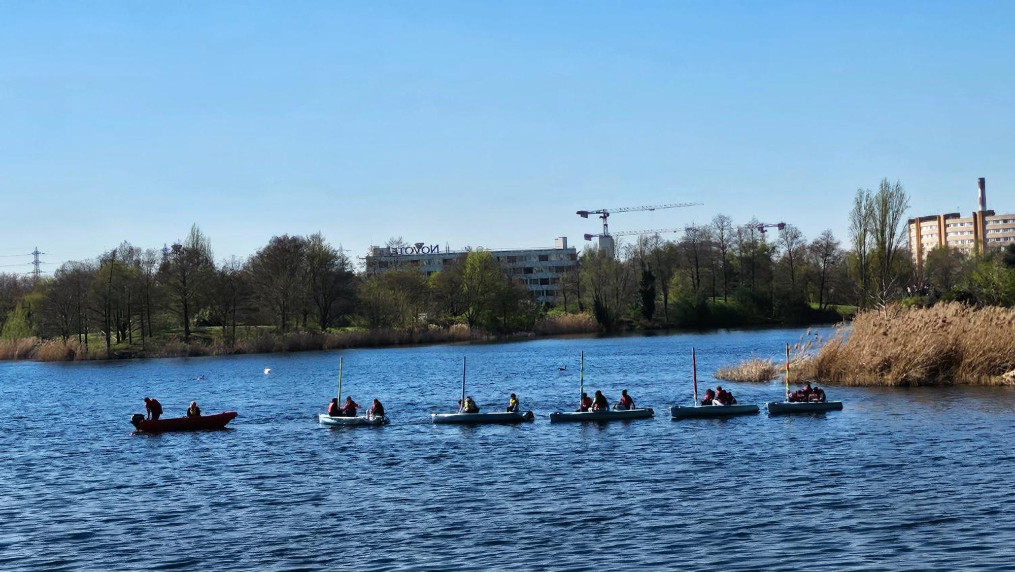 Créteil Chambres D'Hotes "The Lake House" - 20 Min To Paris By Metro מראה חיצוני תמונה